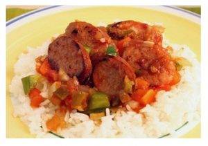 Si te pergatisim oriz me salce e sallam. Receta e nena Mrikes! 