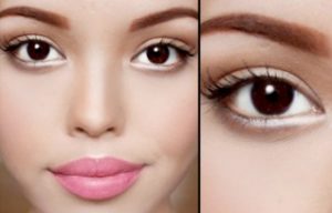 Cfare duhet te vishni dhe si te beni make up per festat e fundvitit.