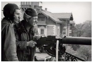 Ja si u vra viktima e fundit nga lufta e dyte boterore. Histori boterore , snajper