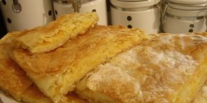 Byrek i shijshem me kungull. (Byrek dimeror) Receta gatimi