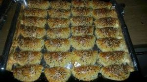 Kifla te mbushura me djathe. Receta gatimi. Kuzhina shqiptare