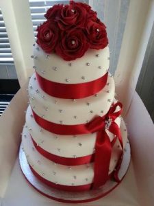 Do martoheni se shpejti Ja trendi i tortave te dasmes. torta 