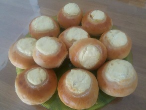Pogace me domate dhe djathe. Receta gatimi. Gatime te ndryshme Pogace me domate dhe djathe. Receta gatimi. Gatime te ndryshme