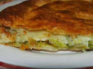 Byrek me presh dhe djathe. I thjeshte dhe i shijshem. Receta gatimi. Byrek me presh dhe djathe. I thjeshte dhe i shijshem. Receta gatimi.