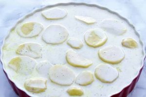 Patate me presh dhe panna ne furre. Receta gatimi. Patate me presh dhe panna ne furre. Receta gatimi.