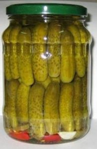 Si te pergatisni kastraveca turshi. Receta gatimi tradicionale