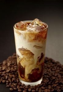 Si te pergatitni krem kafe te fresket.