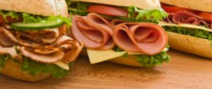 Sandwich i shpejte qe ta merrni ne plazh. Receta Gatimi.