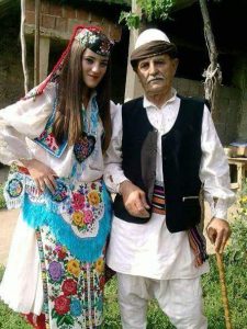 Zanat dhe Shtojzovallet e malit te Pashtrikut 4