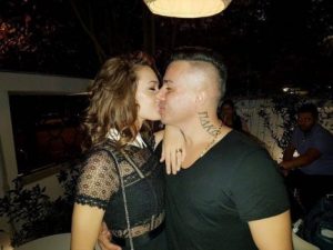 Emocionuese dhe Njerezore : Klaudia Pepa befason live ish bashkeshortin, Albi Nakon 