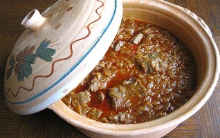 Gjelle me presh dhe mish te grire. Receta gatimi.