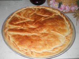 Byrek special. Do e pergatisni sapo ta lexoni kete recete patate qepe veze