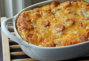 Tave me veze dhe sallam. Receta gatimi te thjeshta. veze djathe Mozzarella