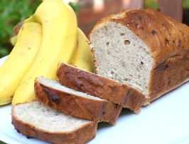 Buke me banane per mengjes. Receta gatimi
