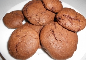 Biskota me kakao. Te thjeshta dhe shume te shijshme. Receta gatimi.