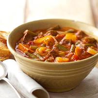 Supe e thjeshte me pak perberes. Receta gatimi. qepe patate mish vici