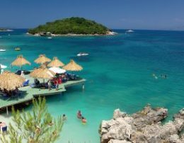 Arsyet pse Shqiperia duhet te vizitohet per turizem.