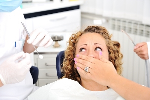 Si te hiqni gurezat pa qene nevoja te shkoni tek dentisti.
