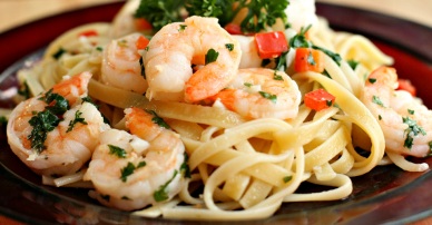 Spageti me karkaleca deti dhe pumaro. Gatime te ndryshme