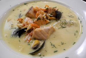 Supe me peshk dhe perime. Receta gatimi. leng limoni
