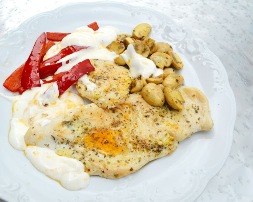 Fileto pule me kerpudha dhe pana. Receta gatimi tradicionale.