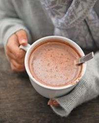Menyra e pergatitjes se cokollates se ngrohte ne kushte shtepiake.