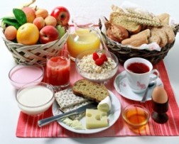 Menyra me e shendetshme per te nisur diten me mjaftueshem proteina.