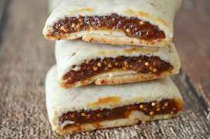 Biskota me fiq te thate. Receta gatimi te thjeshta per pasdite
