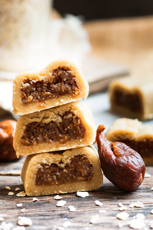 Biskota me fiq te thate. Receta gatimi te thjeshta per pasdite