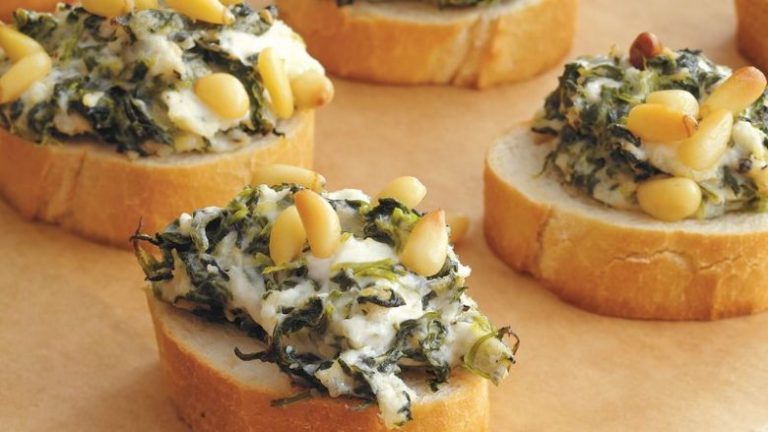 Buke e skuqur me djathe dhe spinaq. Receta gatimi.