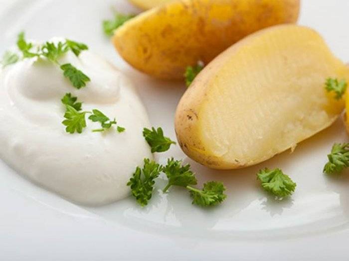 Deshironi te humbisni 5 kg per 3 dite ? Shikoni Super dieten me patate dhe kos