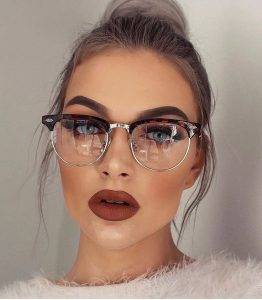   Make upi i duhur per femrat qe mbajne syze. Bukuri
