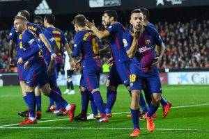 Rinovimi i kontratave. Cilet jane tre yjet e tjere pervec Piques qe barcelona i do per vete.