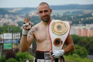 Talenti shqiptar i boksit konkuron per titullin gjerman “International Cruiserweight 2