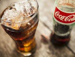 Cfare ndodh me organizmin tone pasi te pime nje gote Coca-Cola.