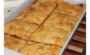 Petanik me fasule. Receta gatimi tradicionale