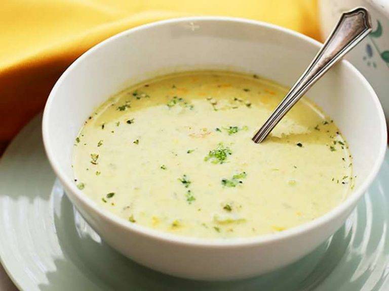 Supe me brokoli, laker te bardhe dhe pana. Receta gatimi dimerore