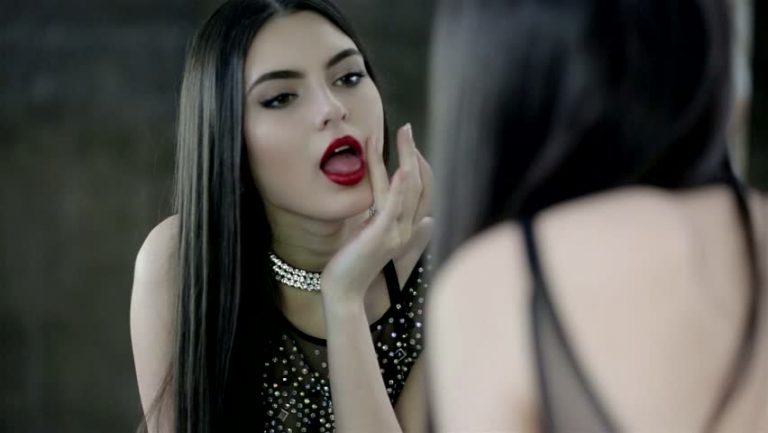 Nese nuk do veten mos prit qe te tjeret te te duan. Psikologji