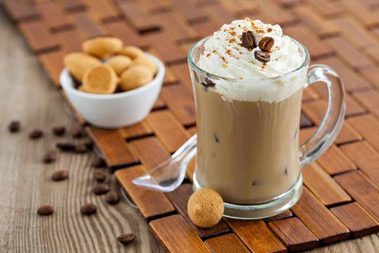 6 truket qe e bejne kafen shake me shije perfekte edhe nese e pergatsni ne shtepi